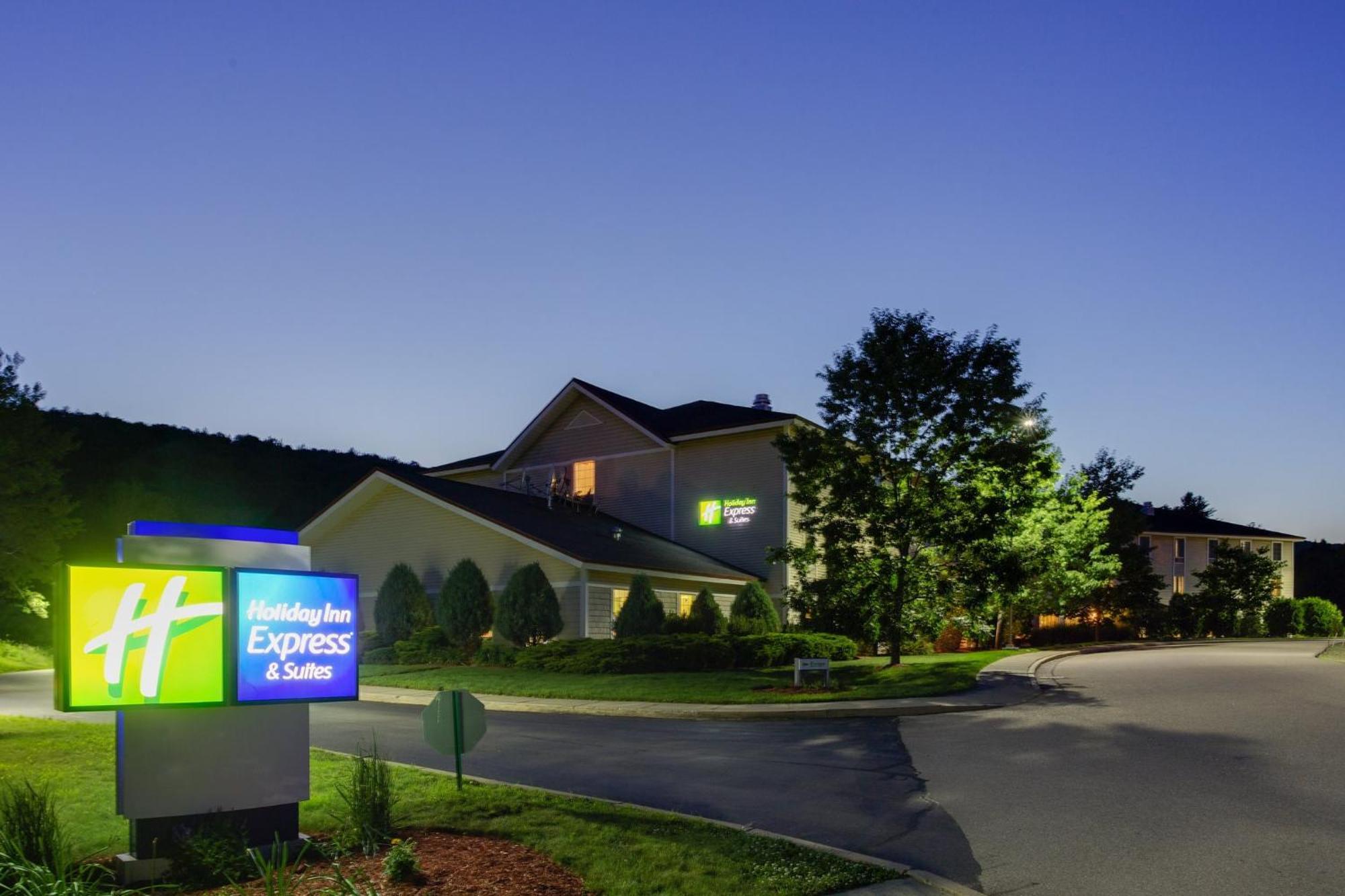 Holiday Inn Express Hotel & Suites Brattleboro By Ihg Екстериор снимка